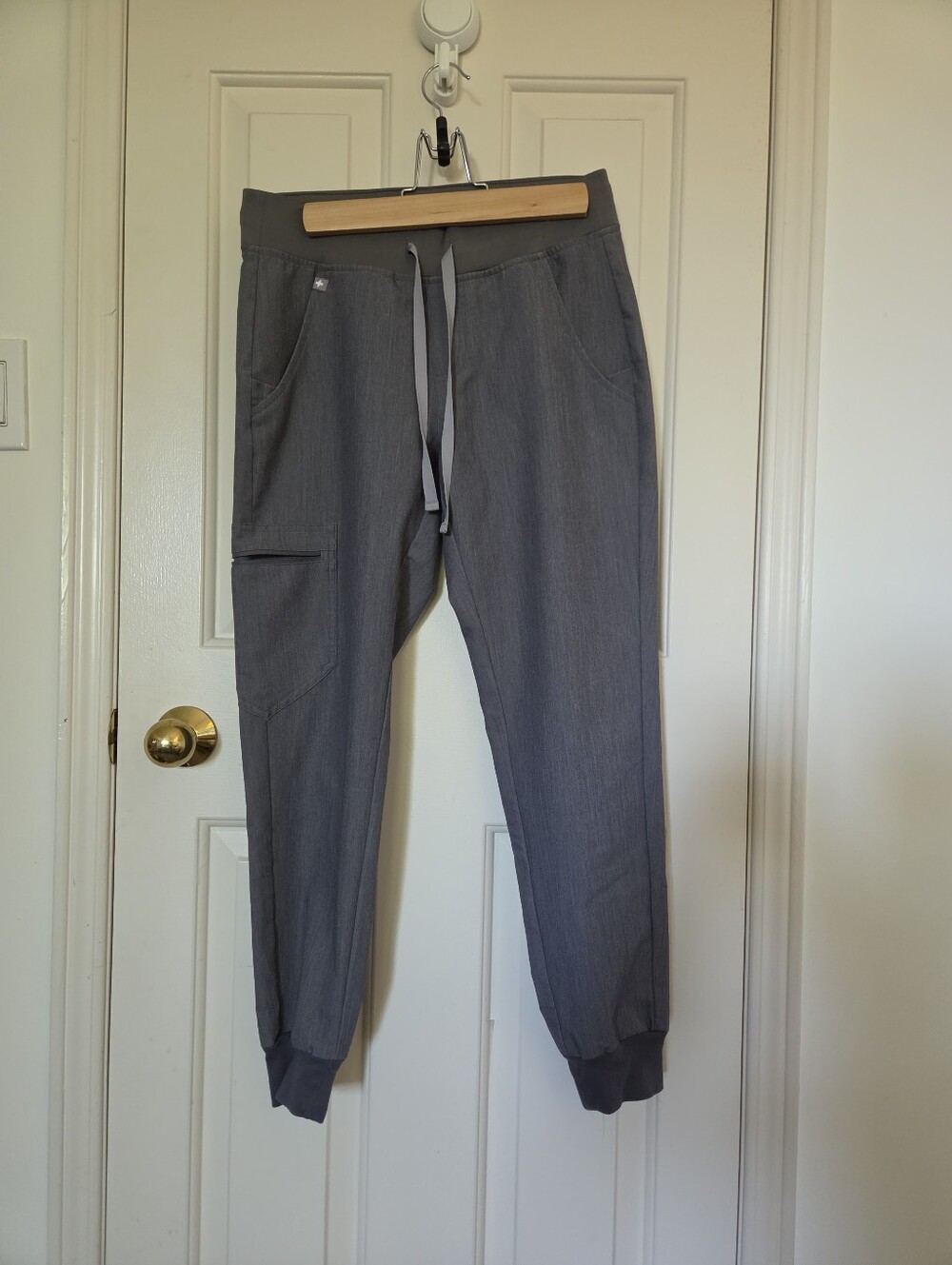 FIGS Joggers XS petite Navy & Grey